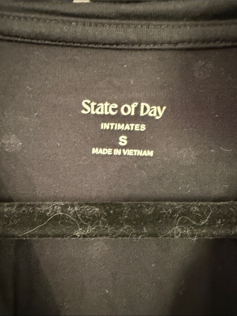 State Of Day Womens Fluid Knit Notched
Pajama Set Deep Black Polka Dot Small - Picture 4 of 16